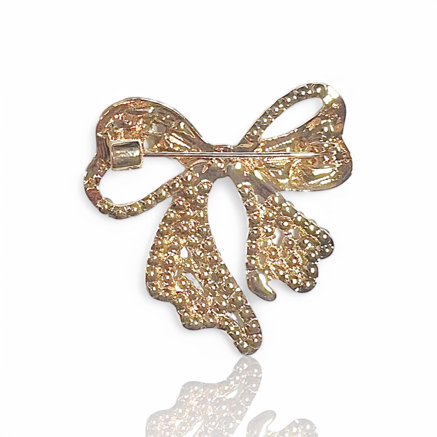Broche noeud à strass