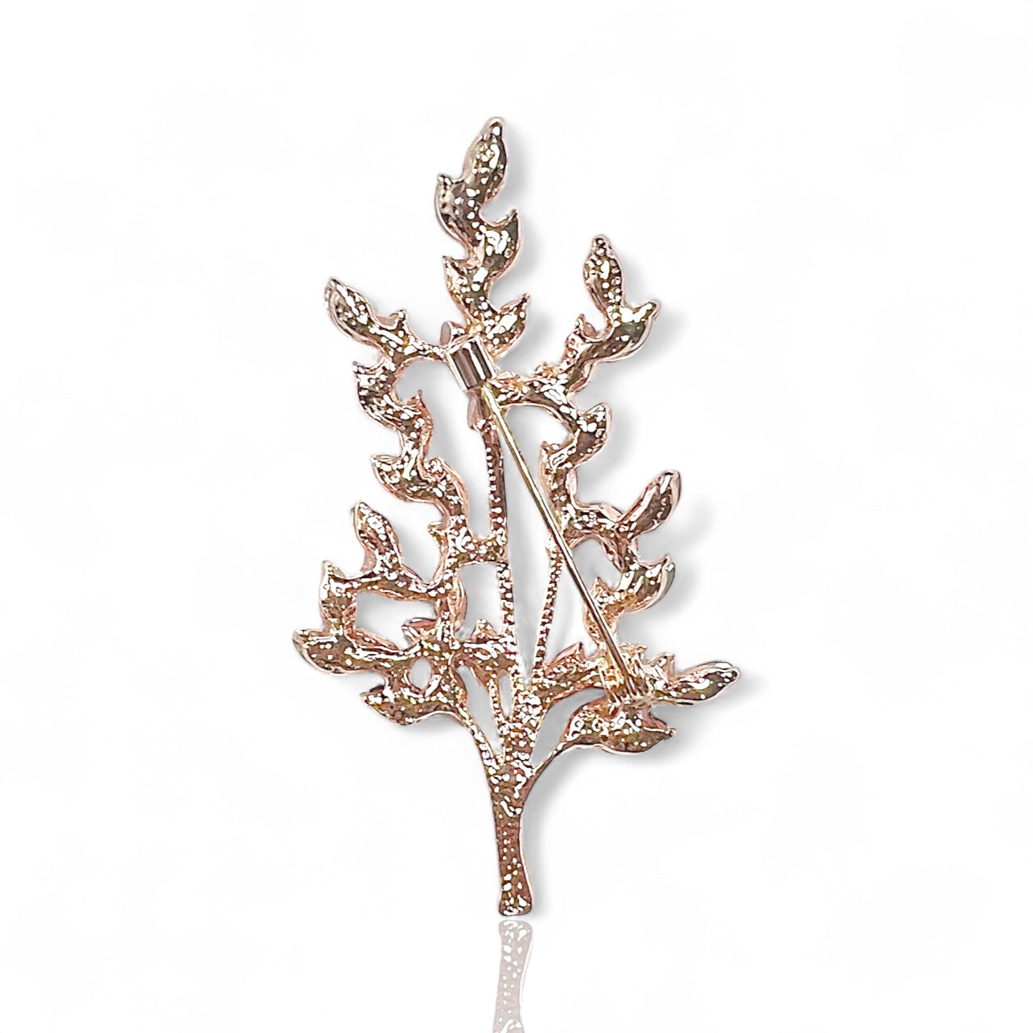 Broche branche à feuilles rouges