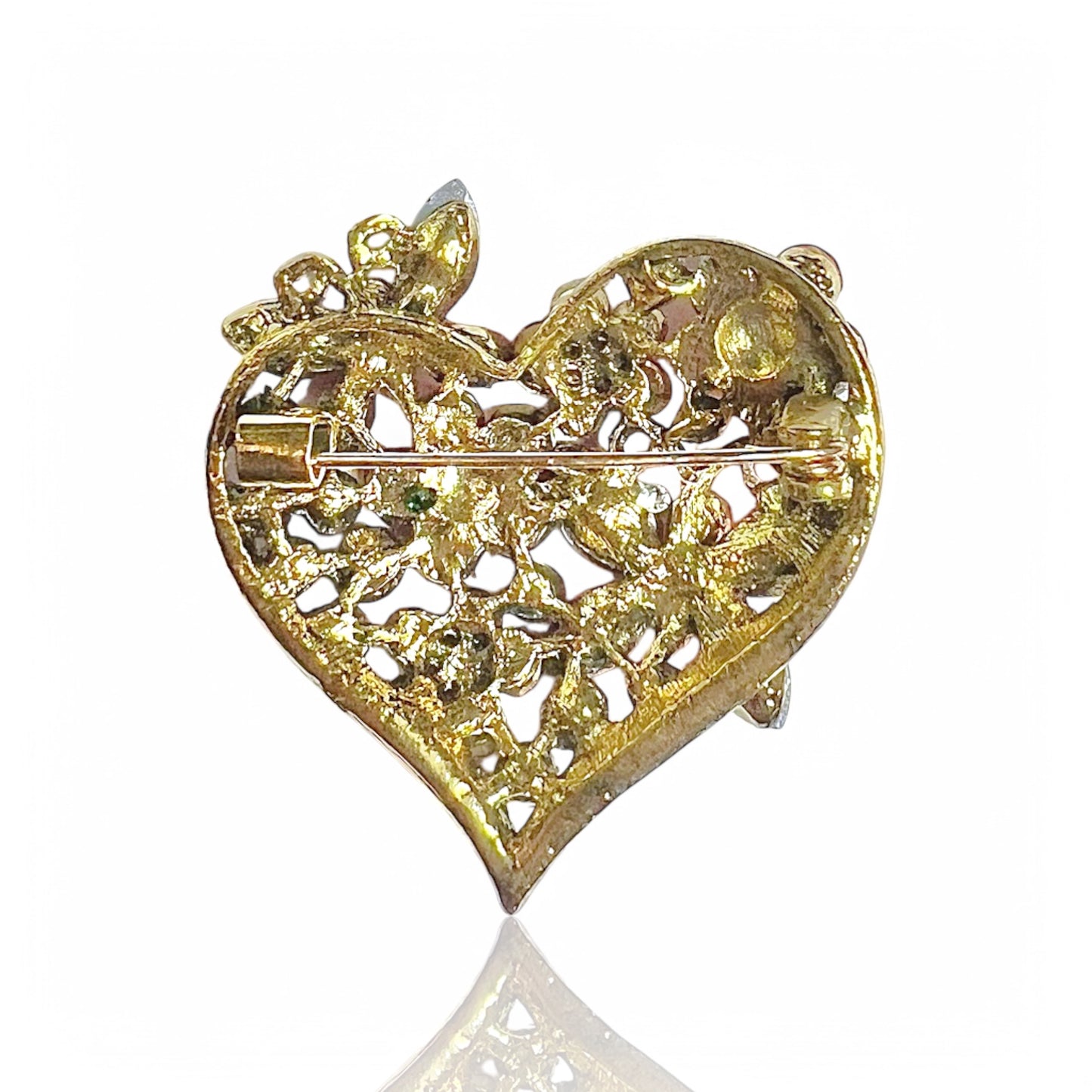 Broche coeur strass et papillons rouges