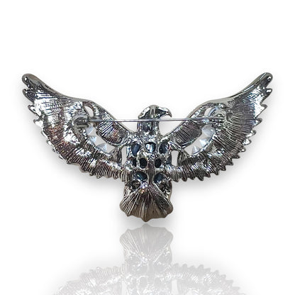 Broche aigle gris