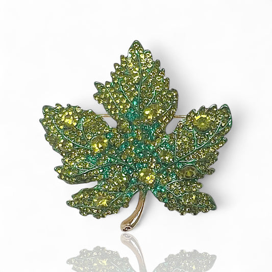 Broche feuille verte à strass