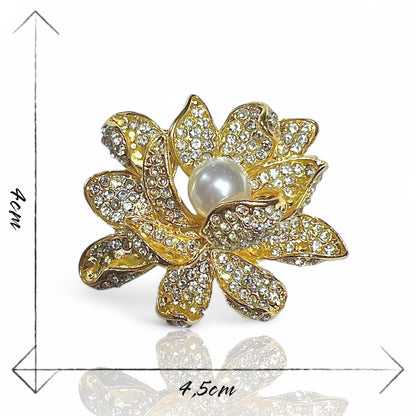 Broche fleur de lotus à strass