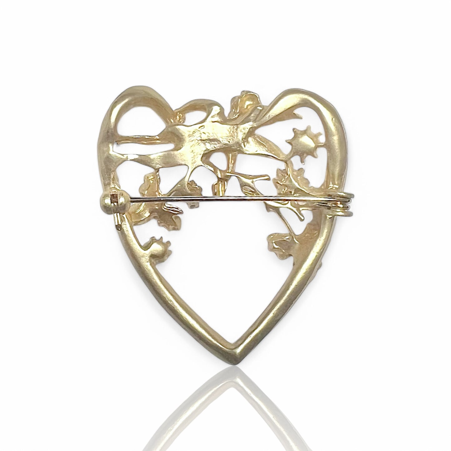 Broche coeur avec ange